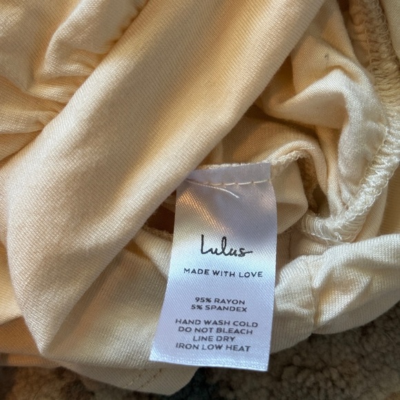 Lulus Reversible Wrap Long Sleeve Top Size M Cream/Beige - Picture 6 of 9